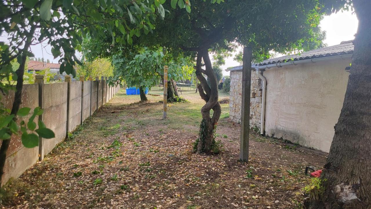 Maison 6 Personnes A Qlqs Minutes Des Plages Le Bernard Экстерьер фото